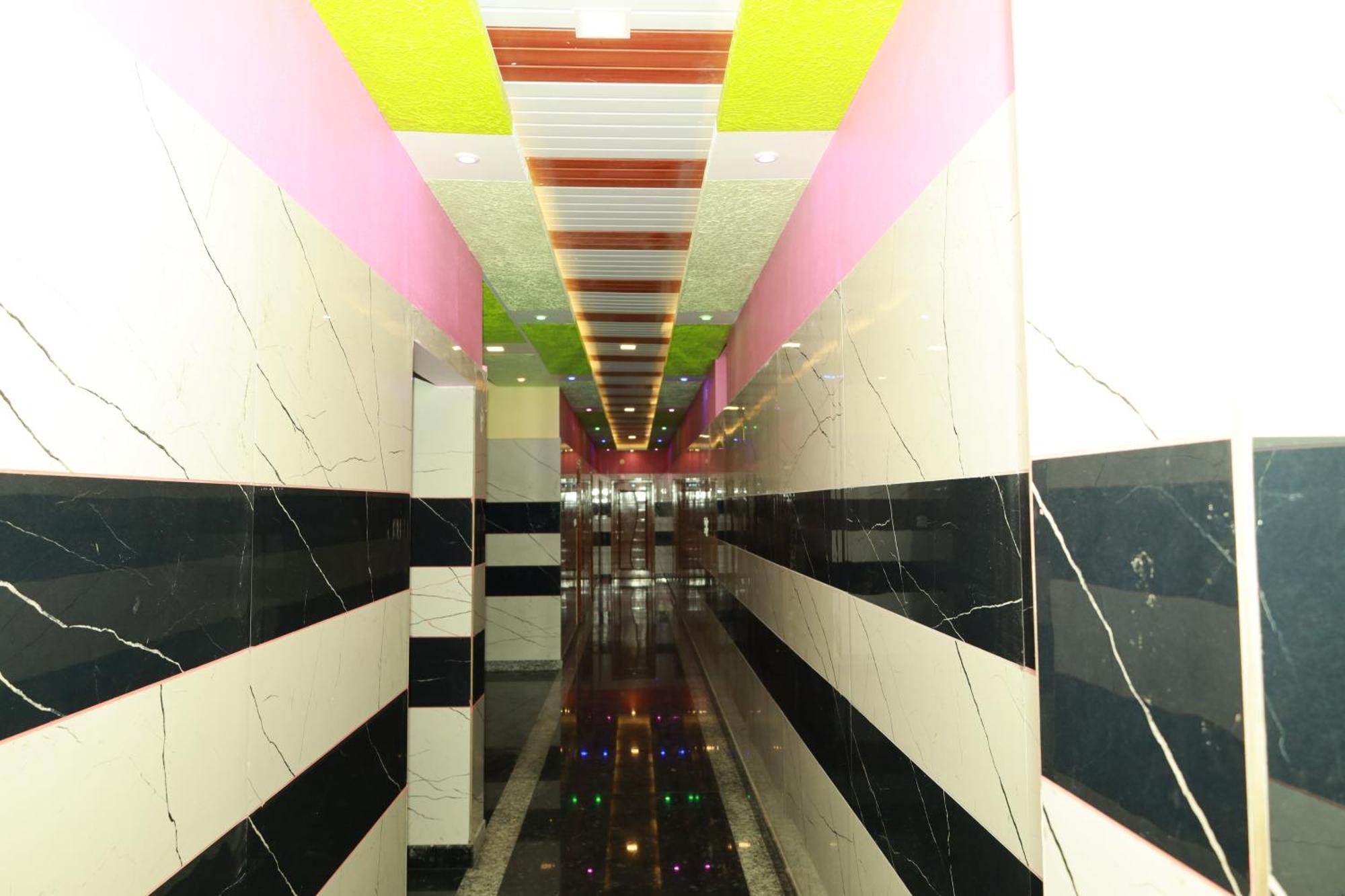 Hotel Rv Residency Wodapatti Exterior foto