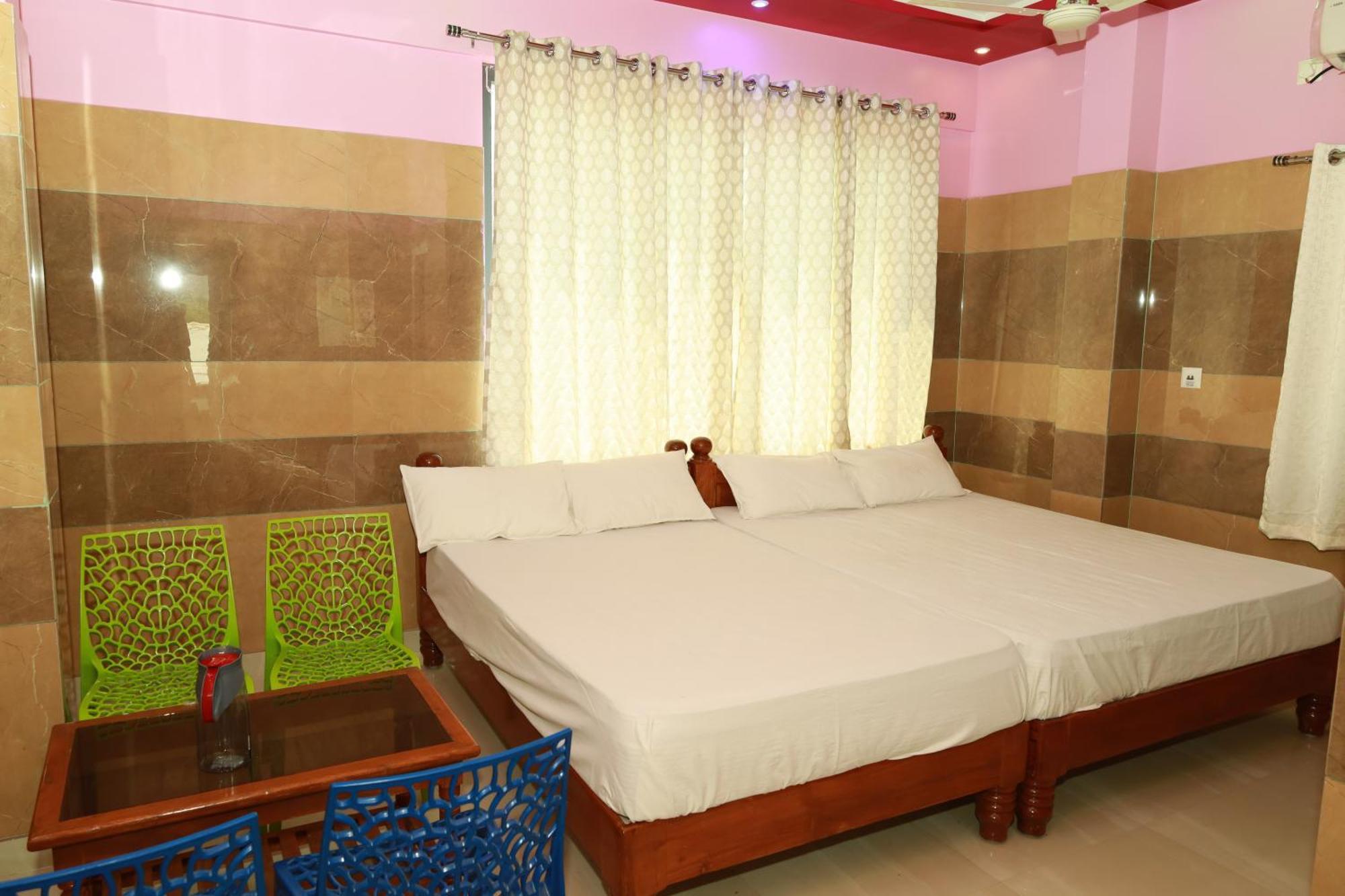 Hotel Rv Residency Wodapatti Exterior foto